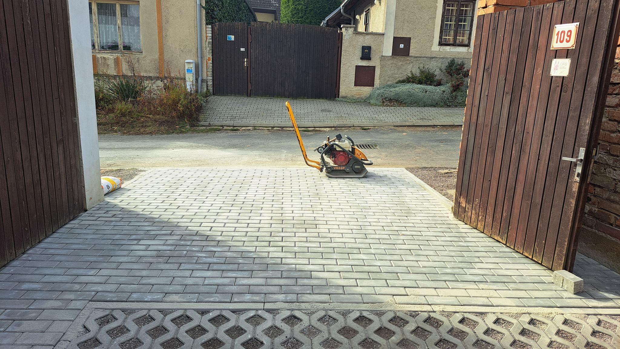 CSB Cihla + Vegetační tvárnice 60×40